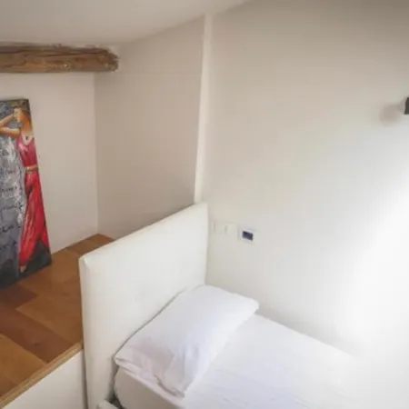Antonella Luxury Art Apartment